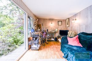 Photo 31- click for photo gallery